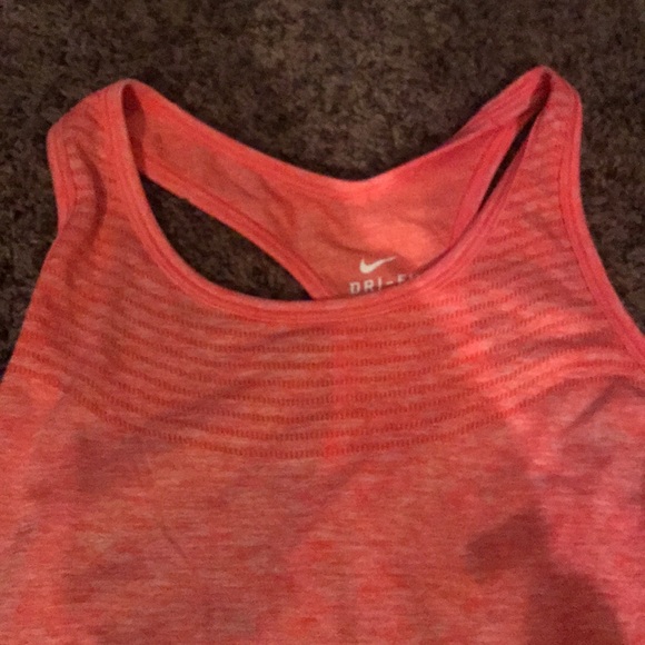 Nike dry fit shirt - Picture 2 of 3